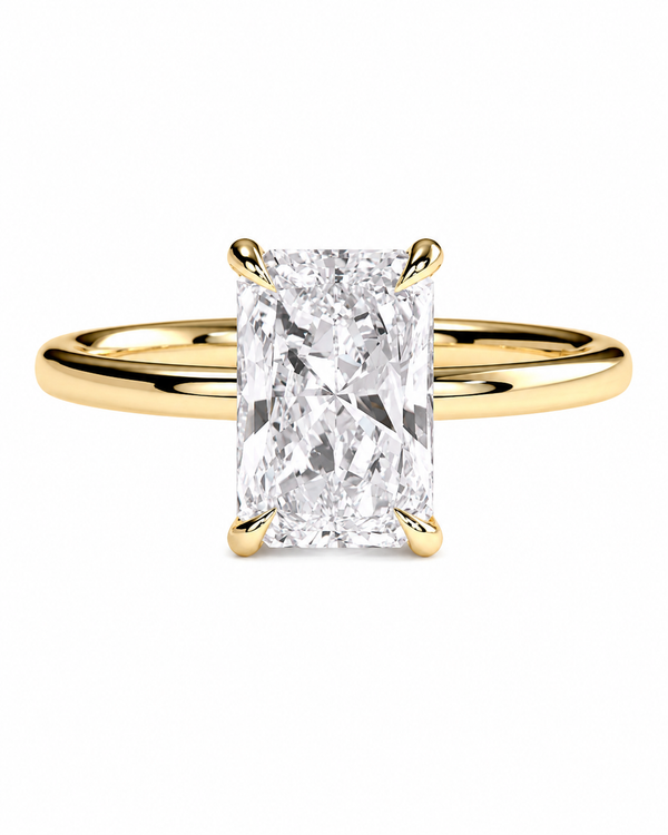 The Elodie lab grown diamond ring