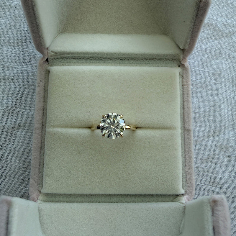 3.05ct E VS1 Round Brilliant Lab Grown Diamond Ring Ready to Ship Ring lab grown diamond engagement ring side view